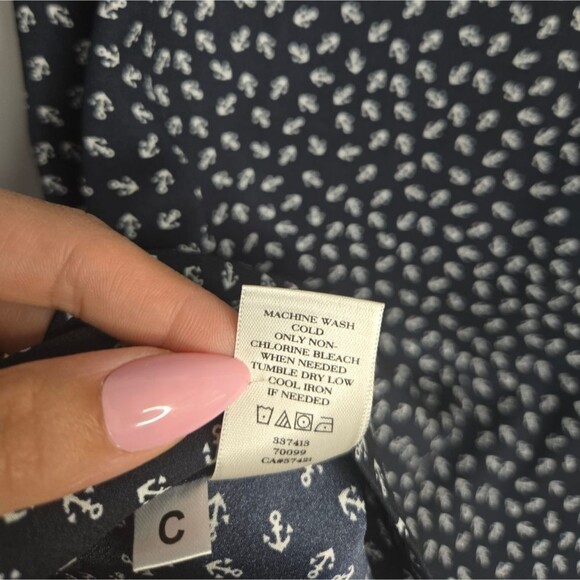 Ann Taylor Preppy Old Money Popover Blouse Sleeveless Collared Anchor Print Sz S - Picture 10 of 11